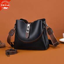 Shoulder Bags