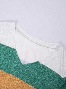 Camiseta casual de talla grande para mujer con cuello en V a rayas