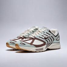 Zapatos deportivos casuales NIKE AIR PEGASUS 2005 SE para hombres, de corte bajo, IB2982-001 - Blanco - Ver 5