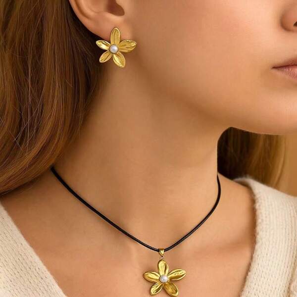 Set van 3 roestvrijstalen oorbellen met bloemen en een verstelbare koordketting, geschikt voor dagelijks gebruik en als cadeau voor de feestdagen.