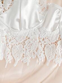 EZNV 1pc Water-Soluble Lace Trim Front Button Tight-Fitting Bustier Top - White - View 12