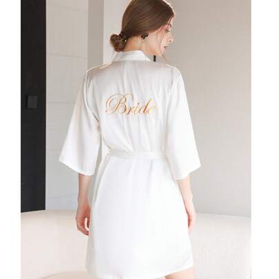 Szlafrok dla panny młodej i druhny (1 szt.), szlafrok z nadrukiem liter, kimono i piżama, strój do przygotowań dla druhen, dodatek na ceremonię ślubną i przyjęcie, damska piżama dla druhen na wiosnę/lato, suknia ślubna, haftowany szlafrok na wieczór panieński, szlafrok, akcesoria na wesele, ślub na świeżym powietrzu, niezbędne akcesoria na imprezę świąteczną