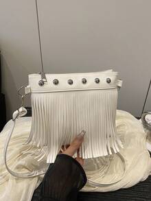 1个PU拉链斜挎包，小众创意优雅铆钉街头风个性化单肩包，带流苏，时尚女士腋下包，适合日常使用，送给女孩的完美礼物 - 流蘇小方包 - 查看 13