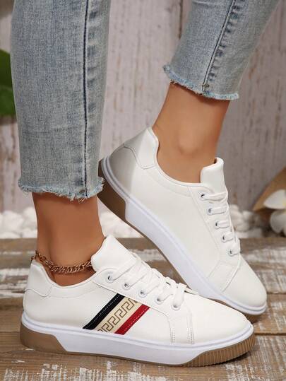 1 Pair Women's Casual Athletic Sneakers, Low-Top Lace-Up Round-Toe Patchwork Style In Red & White, Comfortable Wear, Suitable For Everyday Walking, All Season