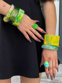 1 pieza Nuevo brazalete de resina transparente, diseño geométrico de color brillante, teñido degradado tipo macarrón, versátil para banquetes y fiestas, se puede usar durante todo el año, brazalete verde