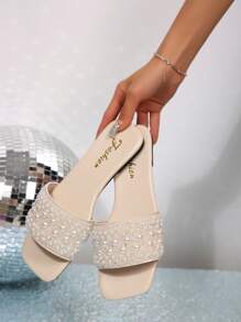 Nuevos zapatos de tacón cuadrado con adorno de strass y perlas, resistentes al deslizamiento y fácil de poner y quitar, ideales para vacaciones en la playa, versátiles y de moda, tallas grandes para mujeres