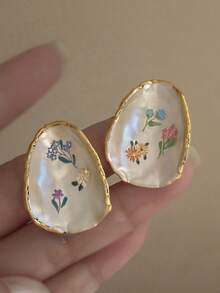 1 对复古法式滴釉花卉夸张耳环，Afrlo 花园，高端小众耳钉，节日氛围耳环 - 白色 - 查看 2