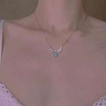 1pc Women's Angel Wings Unique Design Necklace