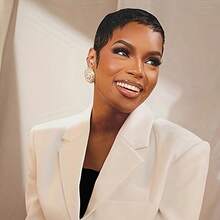 Elegant Woman's Short Layered Brazilian Human Hair Wig With 150% Density Glueless Short Bob Rose Net Cap Human Hair Wigs With Full Machine Made Suitable For Daily Use & Festival - Natural Black - 查看 5