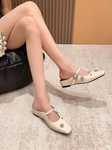 Xin Jing Shoes 女款平底鞋，時尚百搭水鑽花朵綁帶平跟休閒通勤鞋 - 米色 - 查看 4