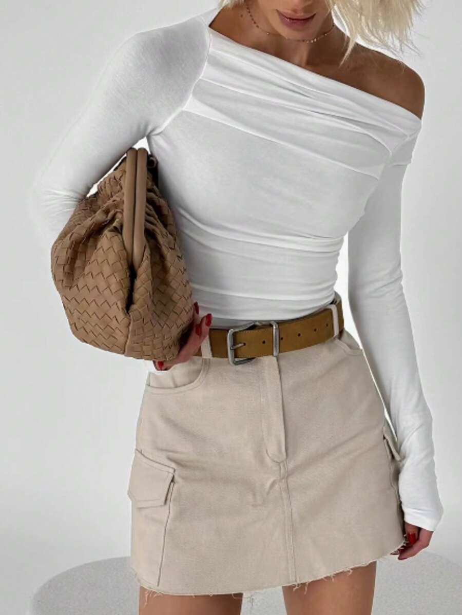 女士秋冬纯色荷叶边修身露肩/斜肩休闲T恤上衣，日常休闲