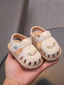Baby Soft Bottom Comfortable Cartoon Squeaky Walking Shoes, Spring/Summer - Beige - View 4