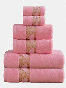 QIBHI 1 Pc Jacquard Heart Design Bath Towel, Soft Absorbent, Lightweight Bathroom/Beach/Party Towel, Valentine's Day Gift Back To School For Beauty Salon Home Bathroom Bath Towel Sheet - Pink - View 3