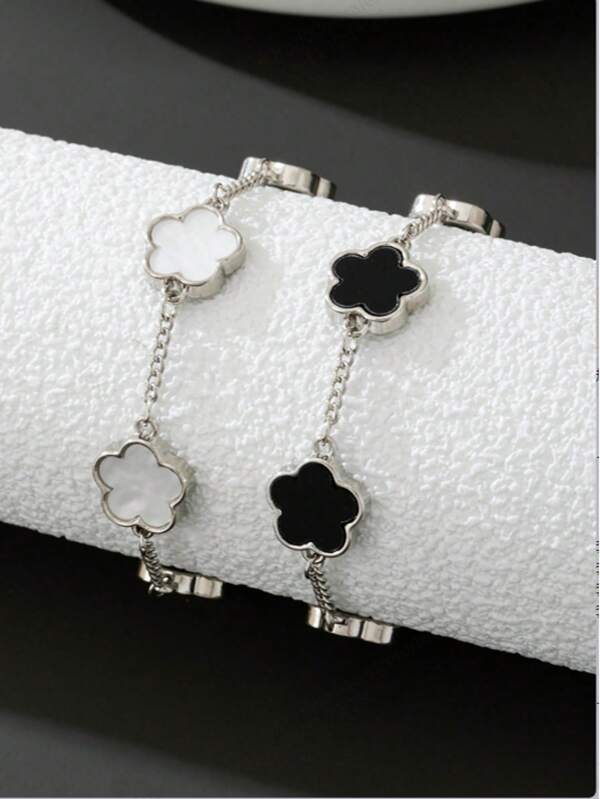 2pcs/Set Minimalist Fashionable Classic Black & White Clover Chain Bracelet Set, Birthday Gift
