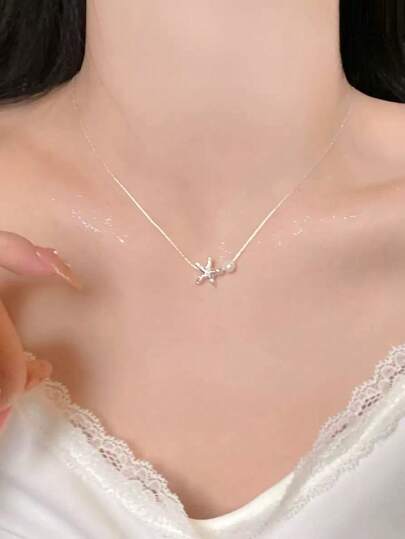 قلادة جديدة بنجمة البحر المزيفة الأنيقة والرقيقة، غطاء رقيق وأنيق بنجمة جزيرة للارتداء اليومي