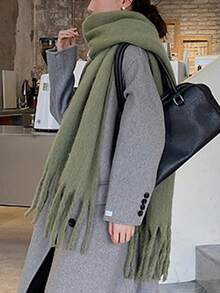 1pc Modern Minimalist Solid Color Fluffy Tassel Warm And Comfortable Shawl Scarf For Women, Suitable For Daily Outings, Commuting, Parties, Leisure, Balls, And Other Occasions, Fashionable And Elegant Women's Accessory - Army Green - View 13