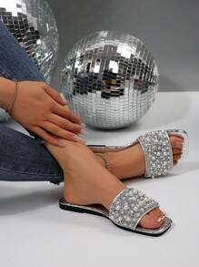 Sandalias tipo diapositiva de playa versátiles con puntera cuadrada, adorno de diamantes de imitación y perlas, de lujo y antideslizantes, para mujeres de talla grande, modelo 2025