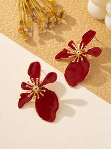 A Pair Of Women's Gradient Floral Oil-Dropping Exaggerated Earrings Fashionable High-End Sense Sweet Style Versatile Earrings