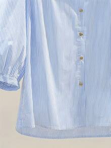 女士浅蓝色条纹宽松休闲短袖衬衫