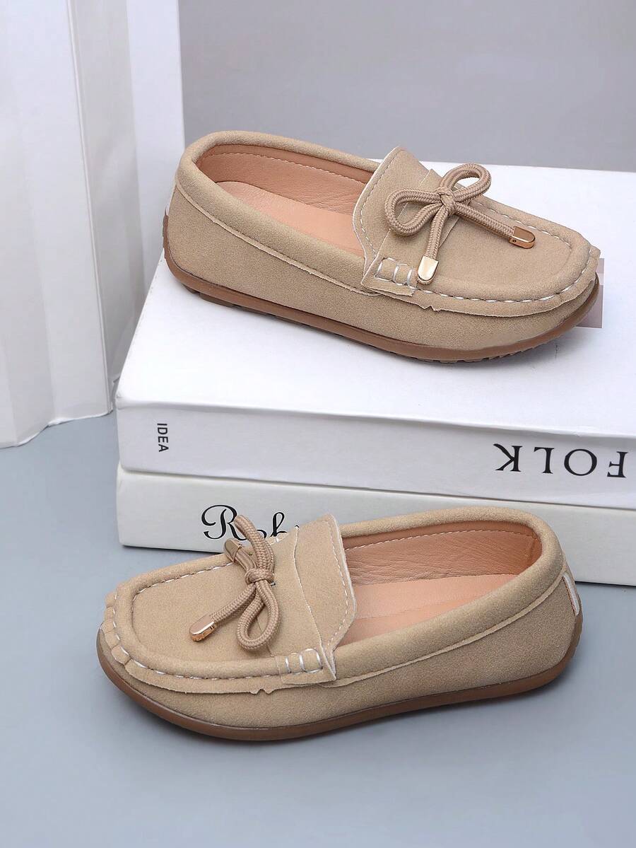 1 Pair Classic Cute Flat Shoes, Neutral Child Stitched Loafers, Soft Sole Anti-Slip Retro Boat Shoes, Fashion Casual Campus Student Daily Commute Comfortable Versatile Square Toe Shoes - Khaki - View 1