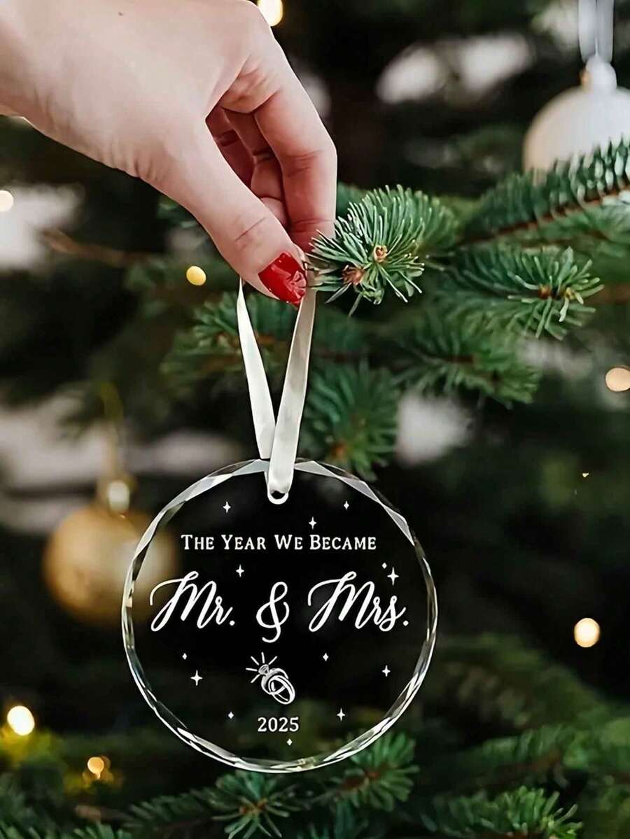 1pc Acrylic Hanging Wedding Gifts - Mr And Mrs Gifts - 2025 Couples Wedding Gifts, Future Mr And Mrs Gifts - First Wedding Bridal Shower Gifts - Ideal For Home And Outdoor Garden Decorations, Engagements|Wedding Celebrations|Birthday Gifts|Mother's Day|Decorative Hanging|Transparent Designs, Wedding Decorations,...