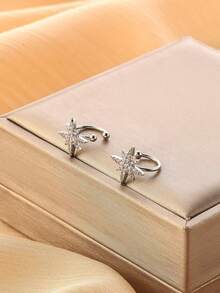1 Pair Fashionable Zirconia Star Copper Earrings, Ear Cuff Non-Piercing Delicate Ear Clip On Earrings, Elegant Accessories Suitable For Women, Daily Wear And Holiday Gifts