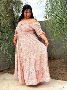 Truni 大码女式波西米亚风复古方领浪漫碎花多层连衣裙，适合节日穿着