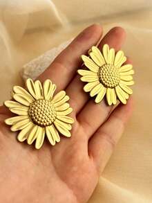 1 Pair 18K Gold Plated Stainless Steel Sunflower Design Women's Earrings, Party Gift Valentines,Mom,Mother,Mother's Day,Gift - Sunflower - View 4