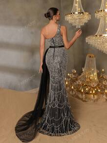 Asymmetric One-Shoulder Mermaid Evening Gown With Draped Side Sweep Train - Beaded Lacework Bodice, Flared Fish-Tail Hem, Formal Floor-Length Dress For Red Carpet Galas, Black-Tie Weddings, Opera Premieres, Met Gala Events & Formal State Dinners