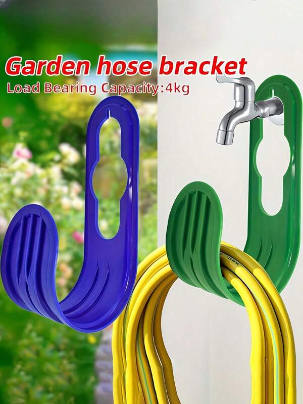 Soporte para manguera de jardín, soporte de pared para manguera de jardín, soporte portátil para manguera, gancho para tubo de agua, soporte para tubo de agua, soporte para tubo de riego de jardín, gancho para tubo de riego de jardín. Adecuado para patios exteriores y aplicable a mangueras de agua extensibles. Es un regalo ideal para el Día del Padre, el Día de la Madre, un amigo, un novio, una novia, un miembro de la familia, un maestro o un colega.