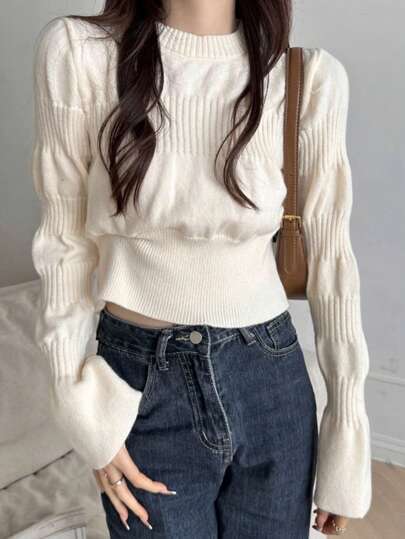 Stylish Round Neck Petal Sleeve Ruched Cuff Knitted Sweater For Women