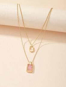 A Geometric Charm Layered Necklace Paired With A Modern And Minimalist Geometric Pendant, Designed With A Multi-Layered Stacking Structure To Create A Fashionable Layered Wearing Effect. Made Of Smooth And Durable Materials, Finely Polished, Comfortable To Wear, And Not Easily Faded. Suitable For Daily Commuting, Leisure Outings, Dates, Gatherings, And Holiday Occasions. Easily Match Sweaters, T-Shirts, Shirts, Dresses, And Various Fashionable Clothing To Enhance Personal Temperament. A Fashionable And Versatile Women's Jewelry That Is The Perfect Gift For Birthdays And Holidays To Give To Friends, Classmates, And Relatives. - 粉色 - 查看 5