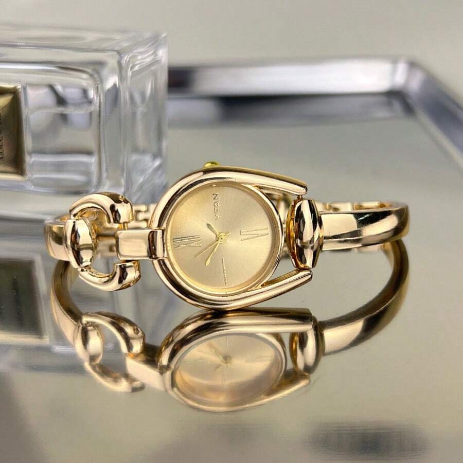 1pc Women's Minimalist Green Horseshoe-Shaped Case, Colorful Dial, Alloy Band Quartz Watch, Fashionable For Everyday Wear - Gold - View 1