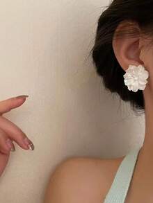 1 对新娘白色花朵耳环，复古法式网状花卉耳环，优雅时尚的耳环，适合女性日常佩戴 - 白色花朵 - 查看 2