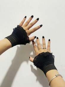 1 Pair Lolita Style Lace Ruffled Wrist Gloves Women Party Dress Accessories Fingerless Black White Lace Wrist Sleeves Cuff Decor Gloves