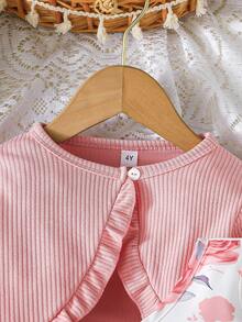 2 件套女童春秋时尚荷叶边下摆夹克搭配精致蝴蝶结花卉印花无袖连衣裙两件套服装，可爱又生动