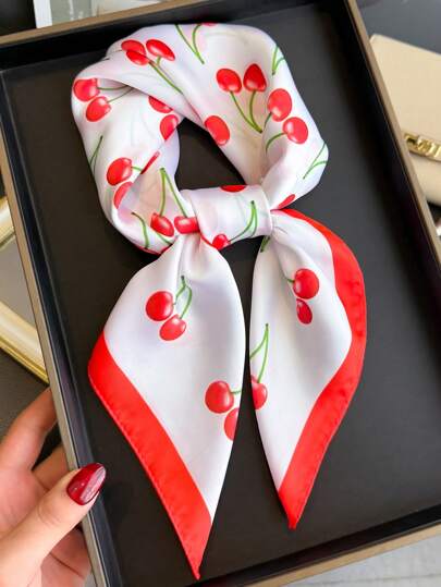 1pc Vintage And Fashionable Leopard Print Animal Print Satin Square Scarf Headband Bandana, Versatile Women's Silk Imitation Scarf Shawl For Tourism, Vacation, Leisure, And Leisure,Head Scarf, Daily Commuting Small Collar, Fashionable Handbag Decoration Bag Ribbon, Holiday Gift For Mothers And Elders