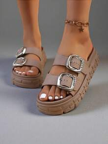 FZY New 2026 Women's Outdoor Sports Sandals, Stylish And Multifunctional, With A Simple Wedge Heel Design, Lightweight And Comfortable, Double-Strap Buckle Platform Women's Sandals, A Pair Of Slippers That Can Be Worn At Home Or Outdoors, A Must-Have Flat Sandal For Valentine's Day At Home, And A Women's Casual Everyday Wear Platform Sandal. - 卡其色 - 查看 2