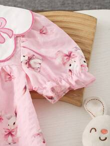 Vestido de verano casual y lindo para niñas bebés con estampado de conejo y lazo bordado de cuello redondo y manga corta - Rosa - Ver 5