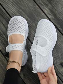 女士透气网眼一脚蹬休闲鞋，宽松版型，适合妈妈 - 白色 - 查看 5