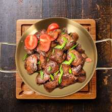 韩式金色火锅和面条锅 - 不锈钢，多用途汤和海鲜烹饪锅，适合家庭和露营，兼容电磁炉，露营炊具 | 韩式锅具设计 | 耐用炊具，家庭晚餐用品，派对用品