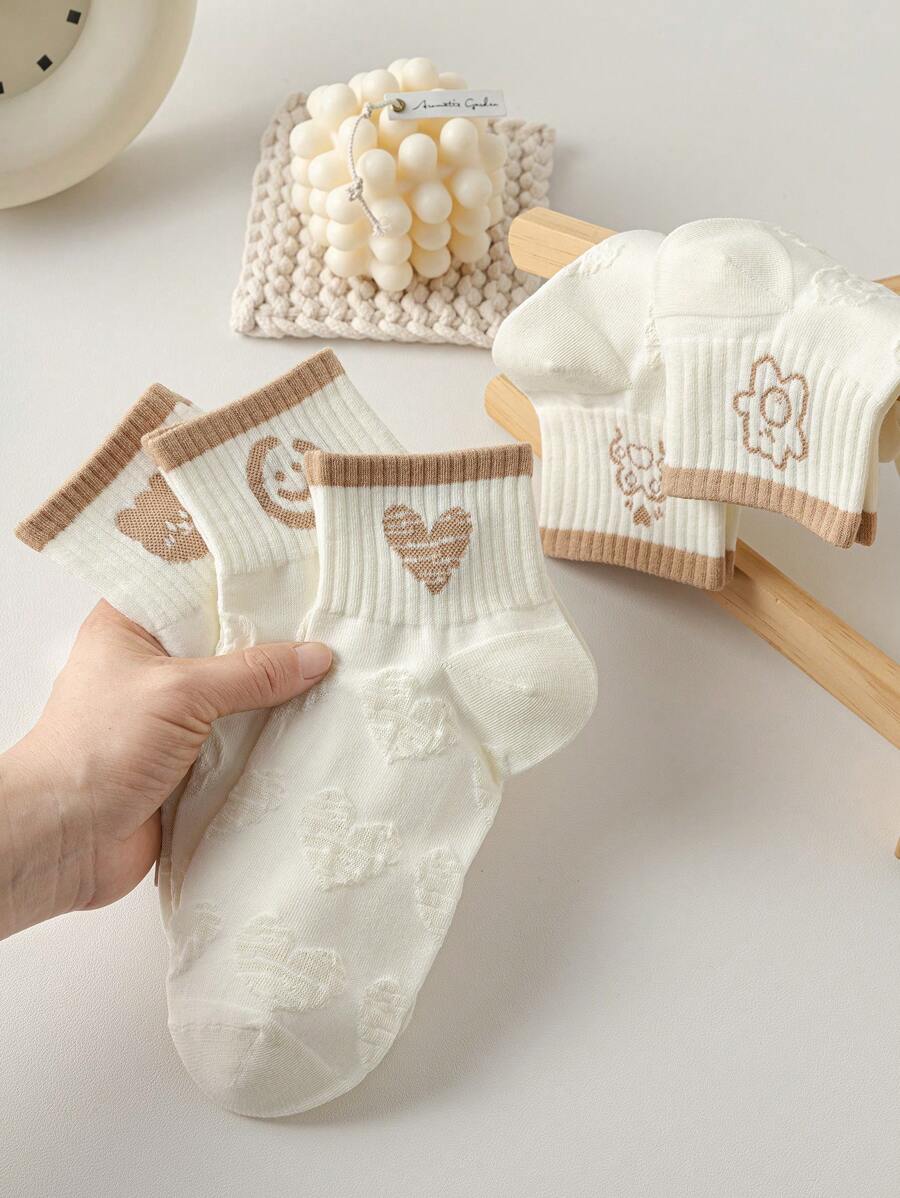 5 Pairs Of White Women's Socks, Cute Cartoon Love Embossed Ribbed Women's Socks Ankle Socks, Daily Casual Sports Wear