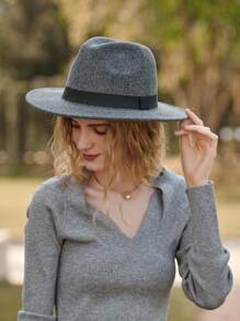 1pc Women's Solid Color Woven Band Retro British Style Cloche Hat, Autumn/Winter