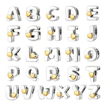 Mặt dây chuyền hình trái tim mạ bạc 925 chữ cái A-Z, dây chuyền chữ cái trơn A-Z mang đến nhiều lựa chọn. Lý tưởng để làm vòng tay và vòng cổ tự làm. Mặt dây chuyền hạt chữ cái đầu hình trái tim bằng vàng, món quà trang sức tuyệt vời cho phụ nữ.