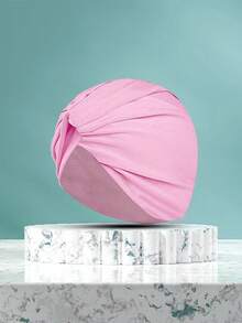 1 件大号时尚褶皱纯色泳帽。尺寸较大，佩戴舒适，无束缚感。适合长发、头围较大的成年人。多种颜色可选。适用于浴室、游泳、海滩，也适合化妆和卸妆时使用。