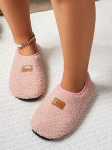 Women's Plush Slip-On Slippers With Heel Coverage, Warm Indoor Slippers For Autumn/Winter, Fashionable Moccasins