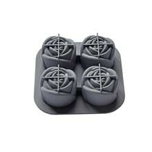 1个4格玫瑰花形硅胶冰格，3D冰模，适用于威士忌、鸡尾酒、饮料冷却 - 灰色 - 查看 8