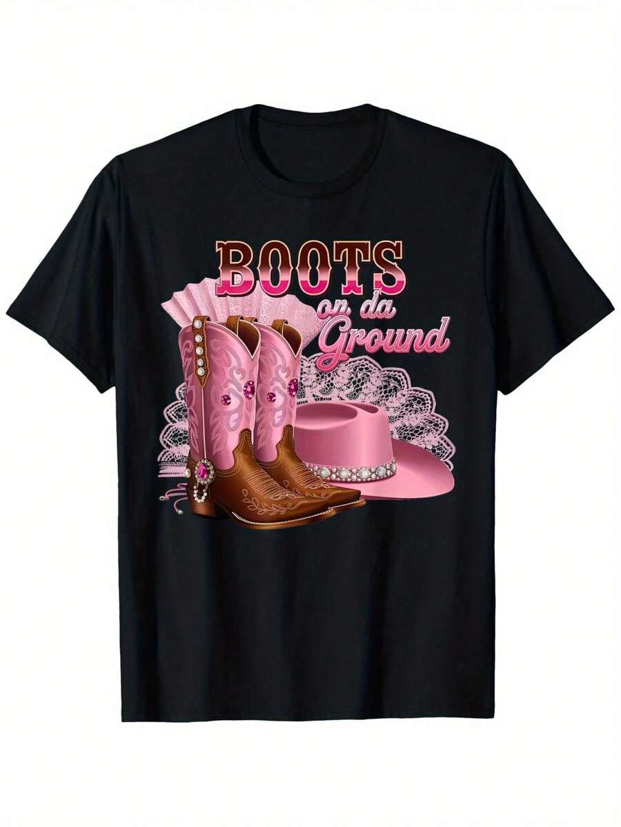 Camiseta gráfica de vaquero del oeste "Boots On The Ground" - Diseño vintage de botas de vaquero con piedras de rhinestone y sombrero rosa, 100% algodón 180gsm, ajuste regular S-XXXL, ropa casual de calle para todas las estaciones para hombres y mujeres, accesorios vaqueros, fans de música country, tela duradera, camiseta de manga corta de algodón puro al 100%, esencial para verano y primavera, cuello redondo suelto y casual, camiseta con estampado de letras para hombres, adecuada para entusiastas del deporte - Negro - Ver 1