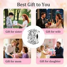 S925镀银，多种款式定位扣供您选择，夹扣锁设计，小巧尺寸，轻松搭配各种手链和项链。它们可以让您的珠宝组合更加个性化，轻松打造您的独特风格，让每件串珠配饰都更加与众不同。 - 銀色 - 查看 10