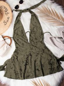 时尚性感深V领露背破洞迷你连衣裙